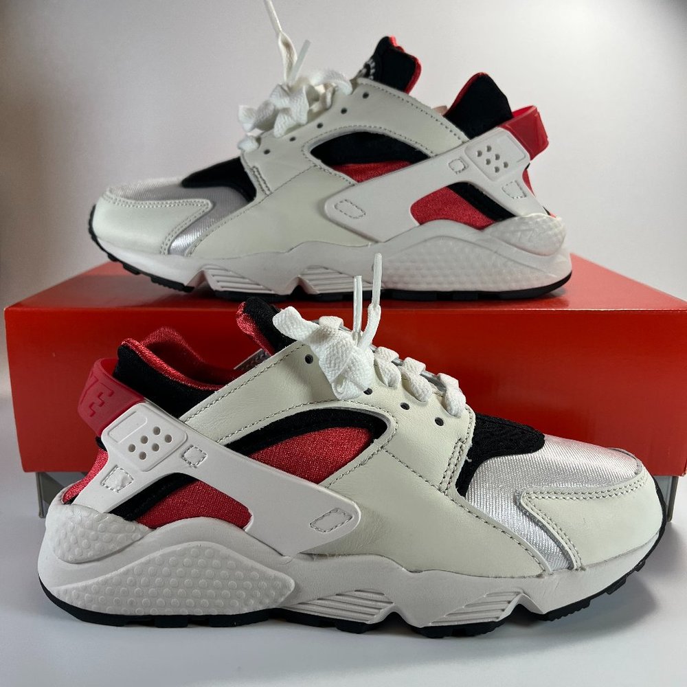NIKE AIR HUARACHE 'Summit White' [DH4439-103] WOMENS